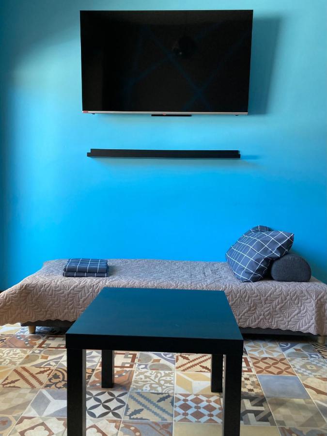 Barney'S Apartment บาทูมิ ภายนอก รูปภาพ